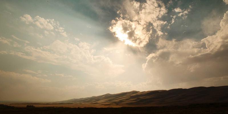 从年度报告到实时脉搏：行业组织如何通过小数据敏捷迭代提升政策咨询与行业交流效能